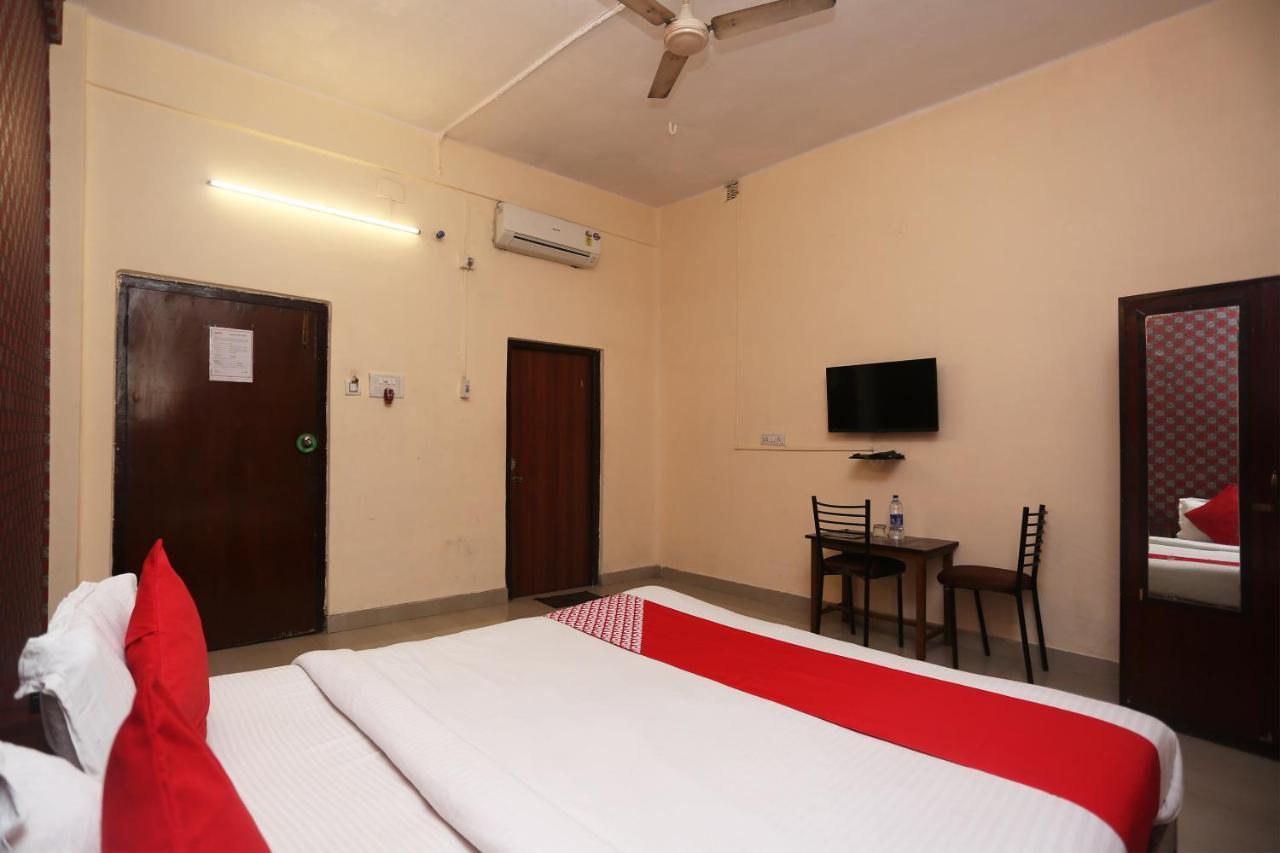 Oyo 9001 Hotel East West Kolkata Exterior photo