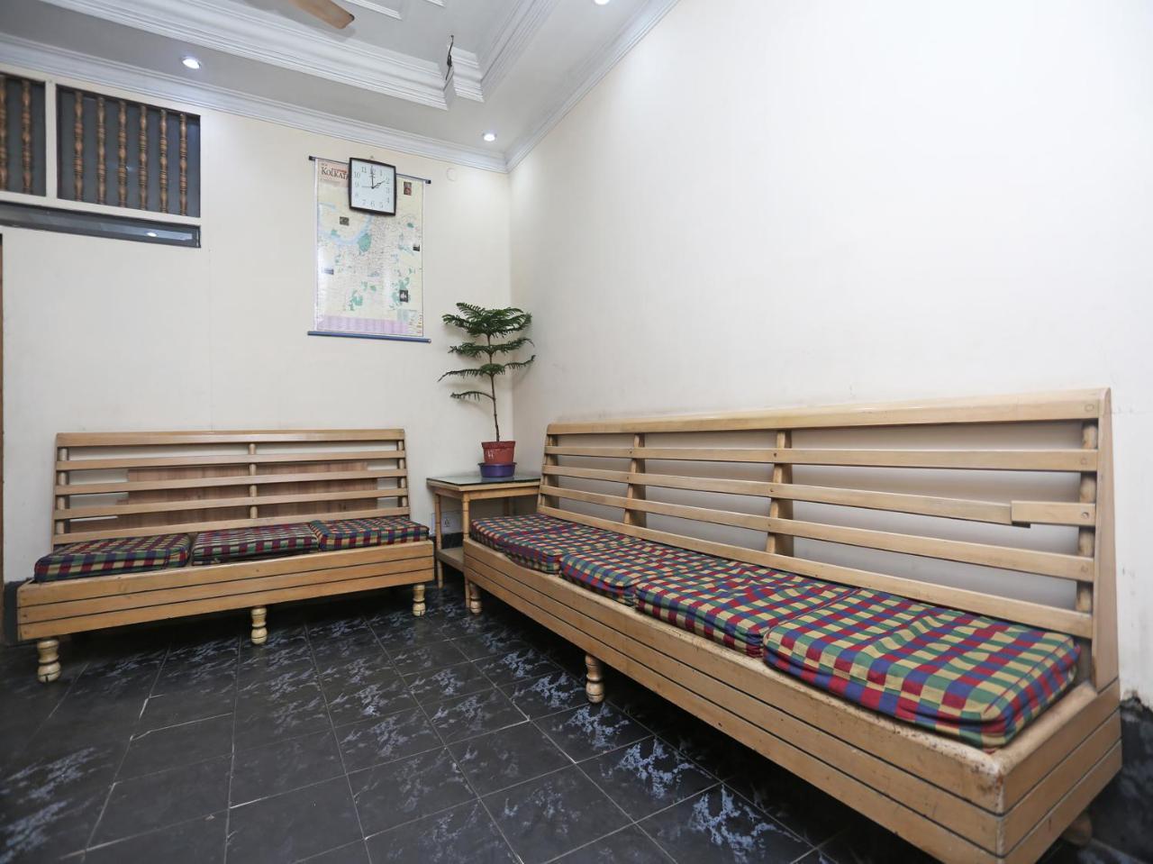 Oyo 9001 Hotel East West Kolkata Exterior photo
