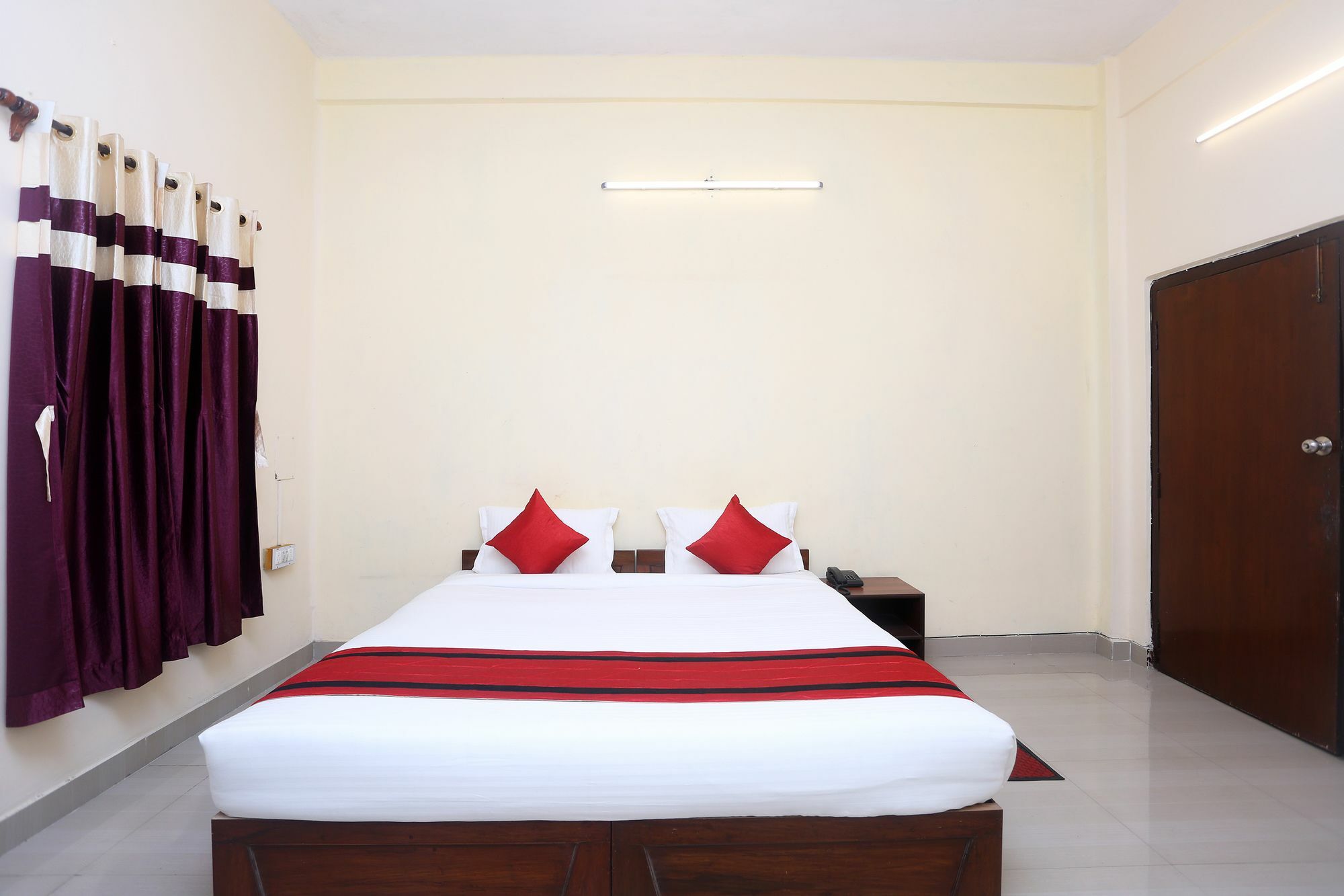 Oyo 9001 Hotel East West Kolkata Exterior photo