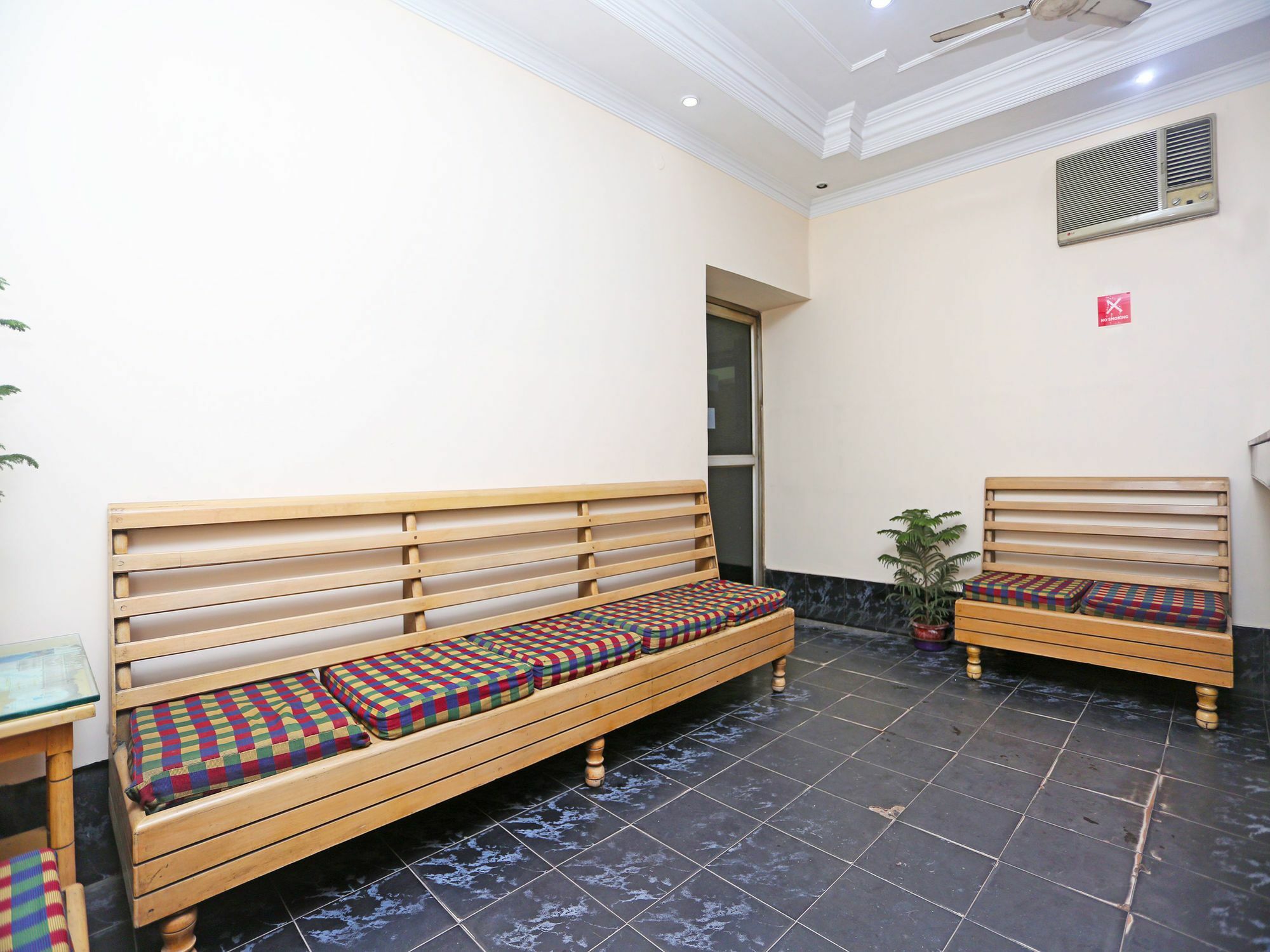 Oyo 9001 Hotel East West Kolkata Exterior photo